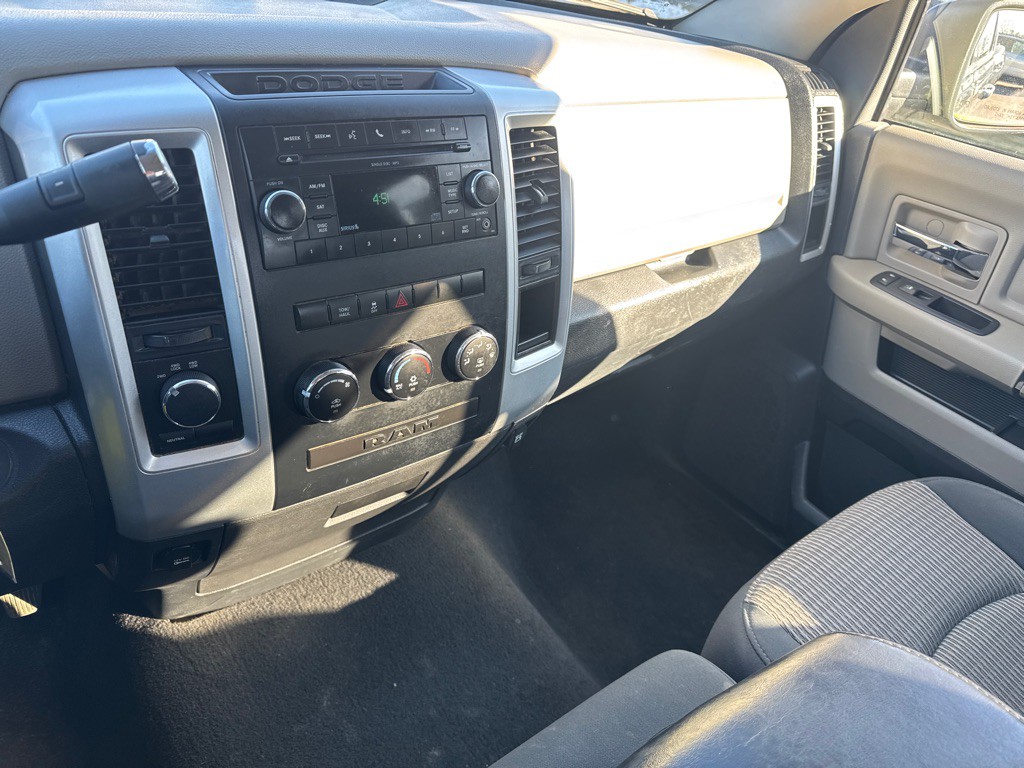 2011 Dodge Ram 1500 Image 14
