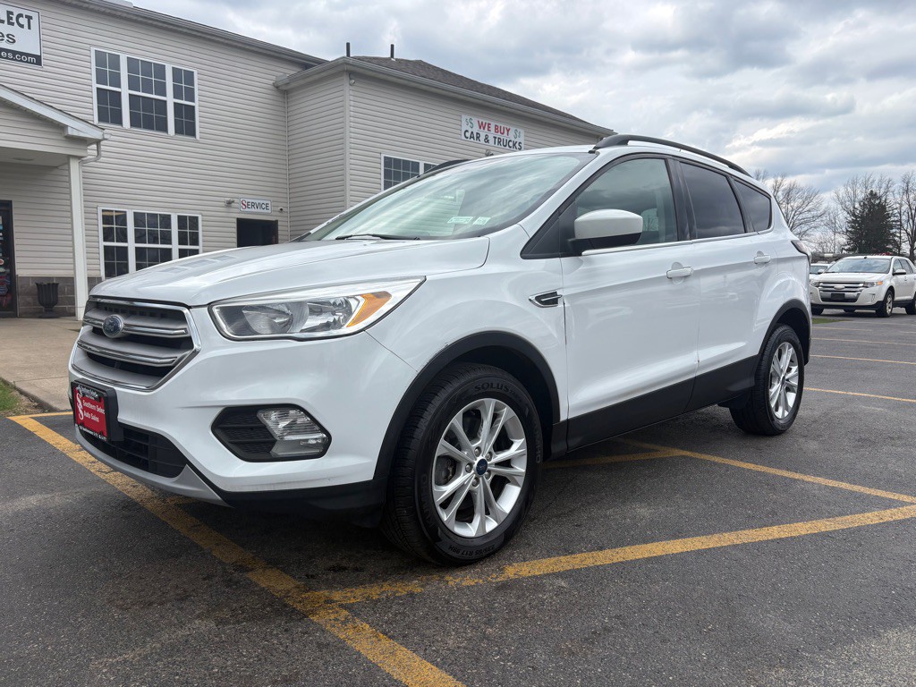 2018 Ford Escape Image 2