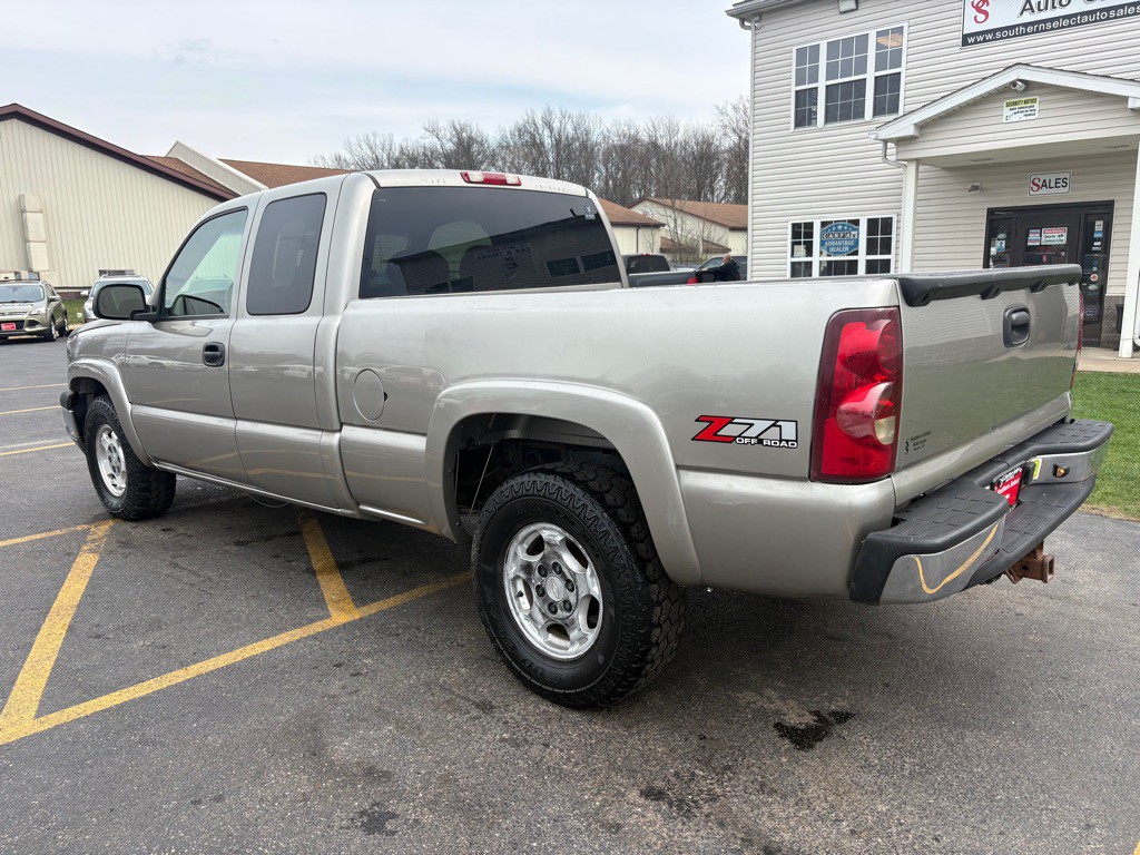 2003 Chevrolet Silverado 1500 Image 8