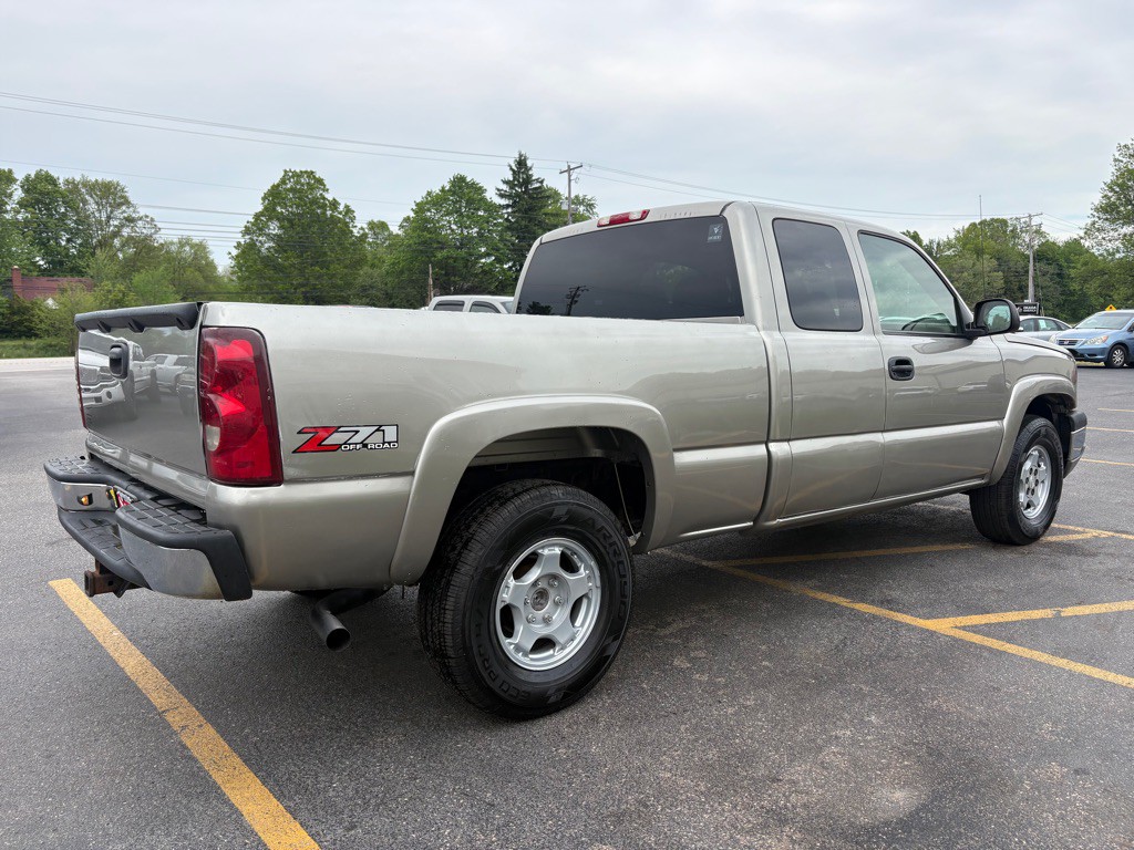 2003 Chevrolet Silverado 1500 Image 6