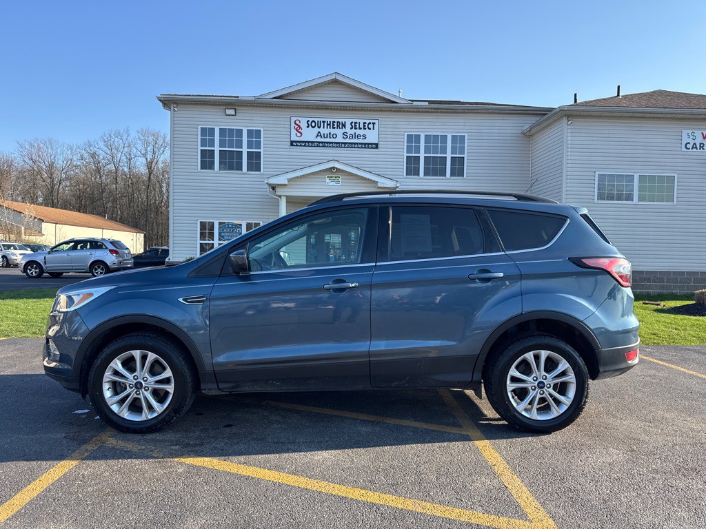 2018 Ford Escape Image 1