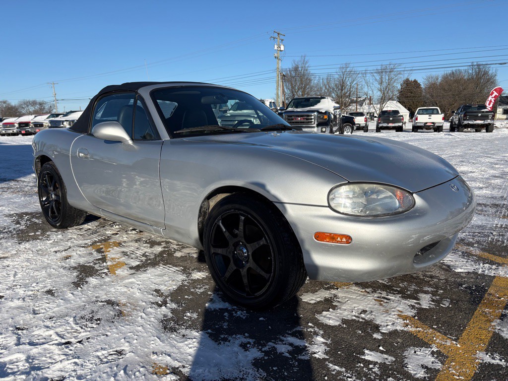1999 Mazda MX-5 Miata Image 4