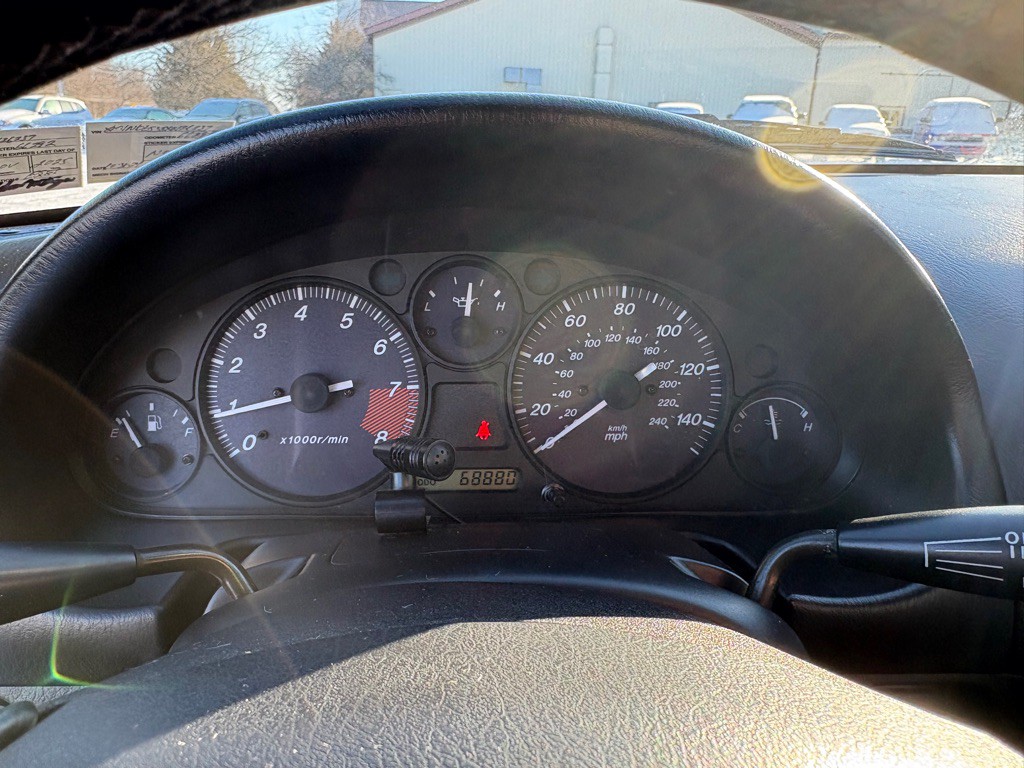 1999 Mazda MX-5 Miata Image 12