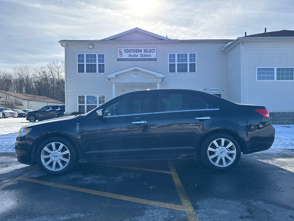 2012 Lincoln MKZ Image 1