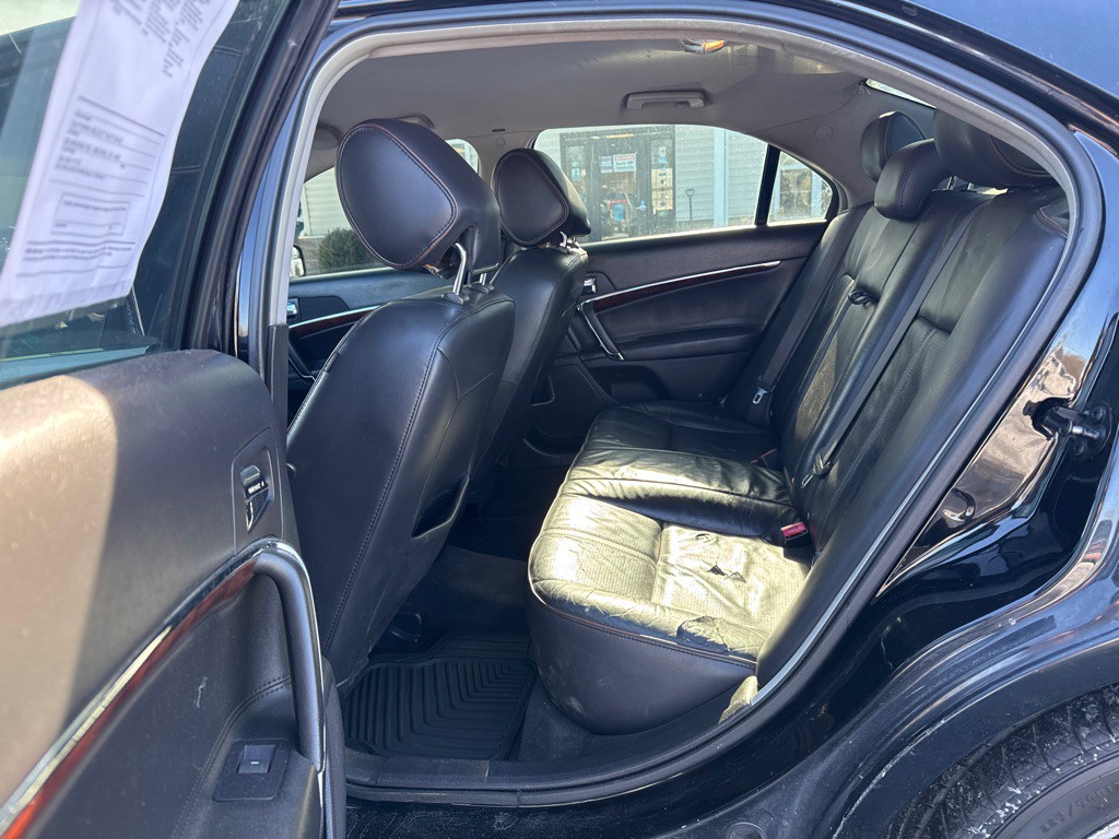 2012 Lincoln MKZ Image 10