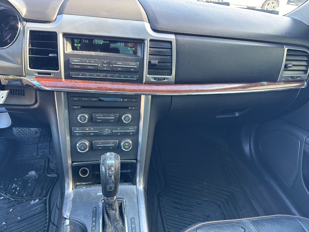 2012 Lincoln MKZ Image 14