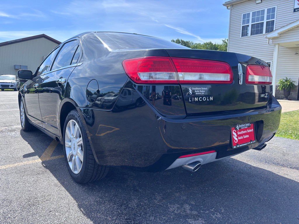 2012 Lincoln MKZ Image 8