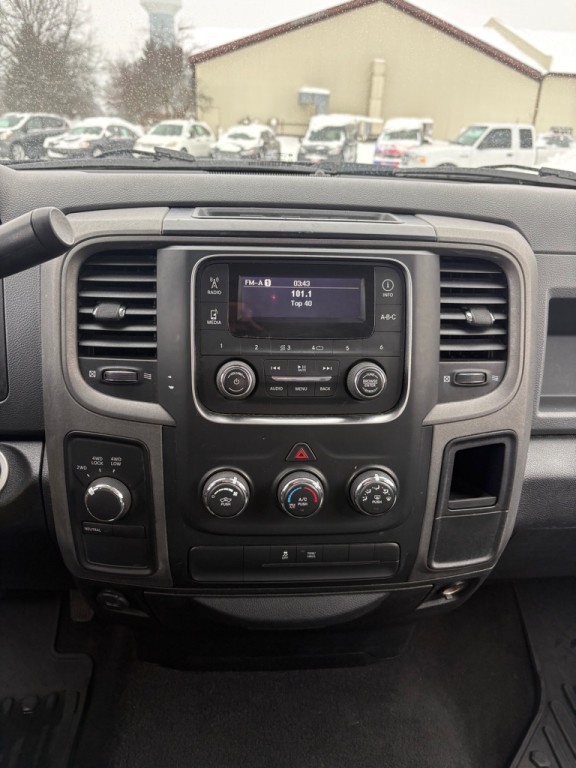 2013 RAM 1500 Image 13