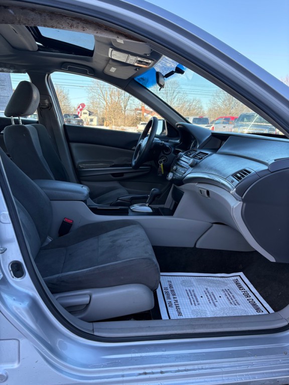 2008 Honda Accord Image 11