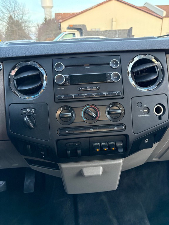 2010 Ford F-250 Image 15