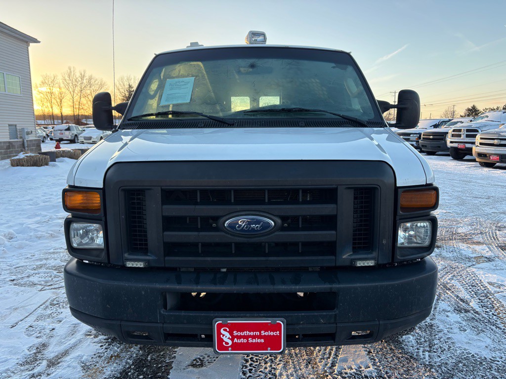 2008 Ford Econoline Image 3
