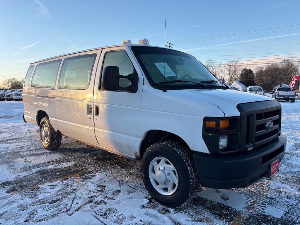2008 Ford Econoline Image 4