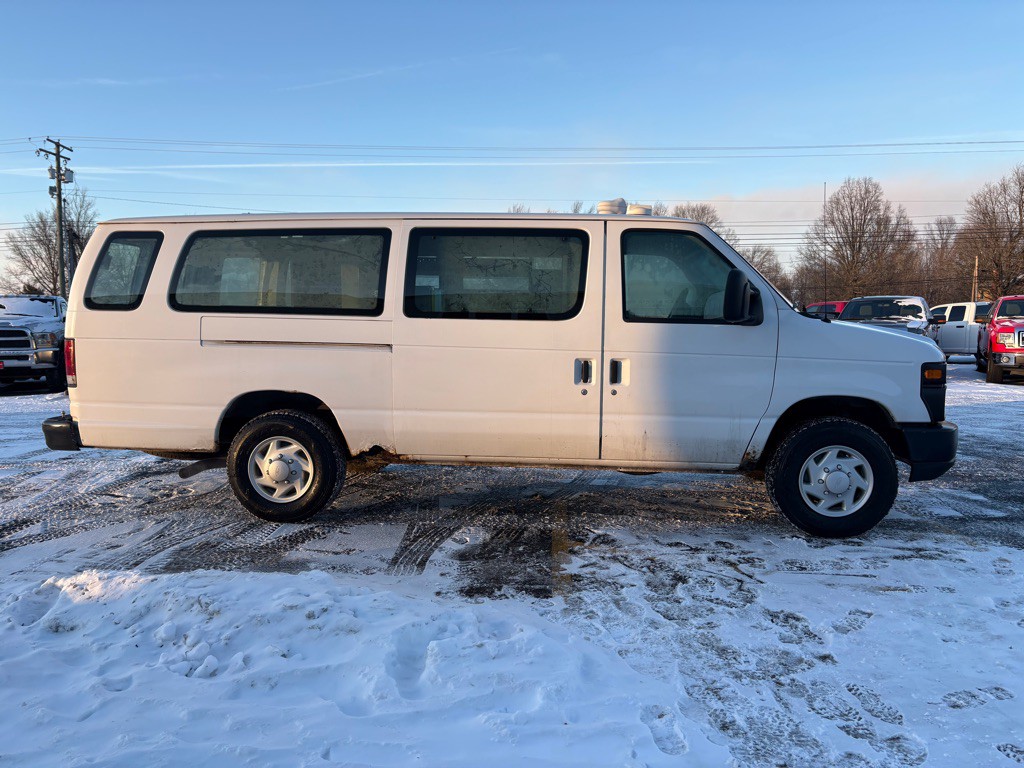 2008 Ford Econoline Image 5