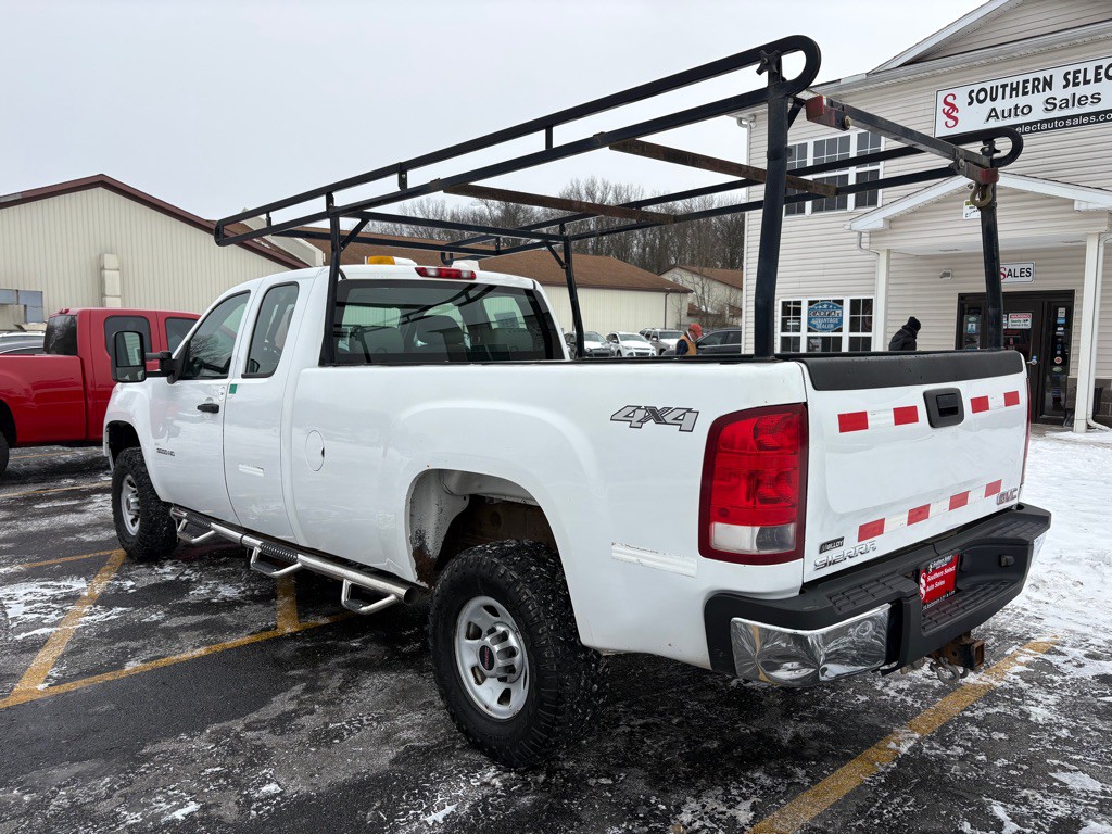 2010 GMC Sierra Image 8
