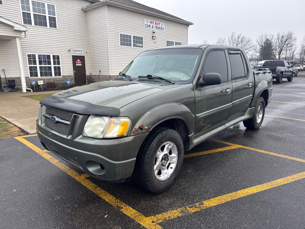 2004 Ford Explorer Image 2