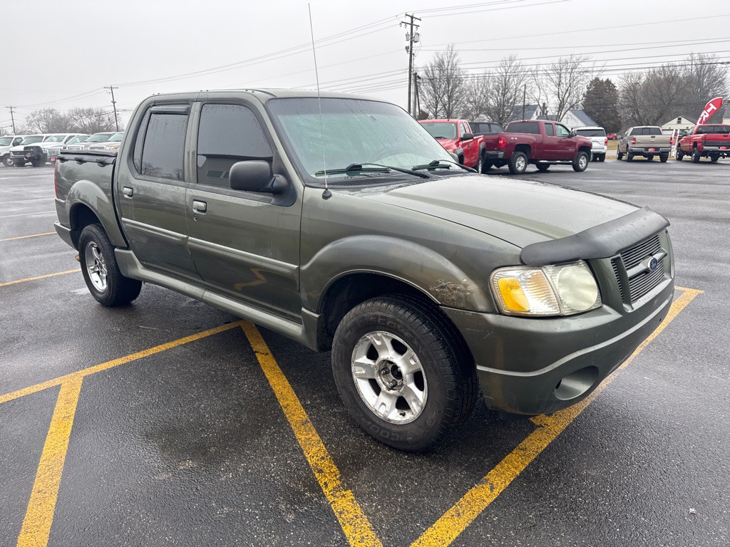 2004 Ford Explorer Image 4