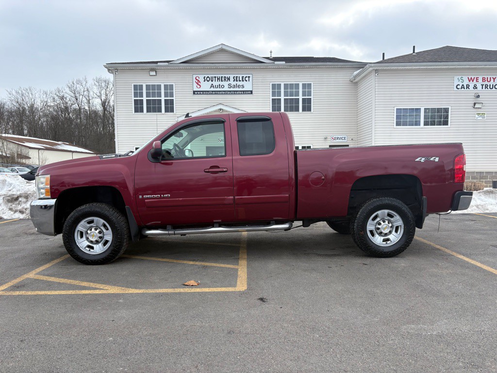 2007 Chevrolet Silverado 1500 Image 1
