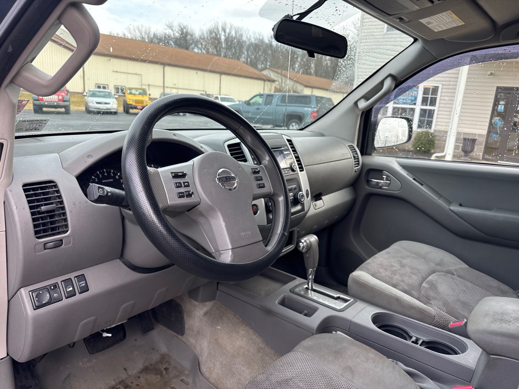 2014 Nissan Frontier Image 14