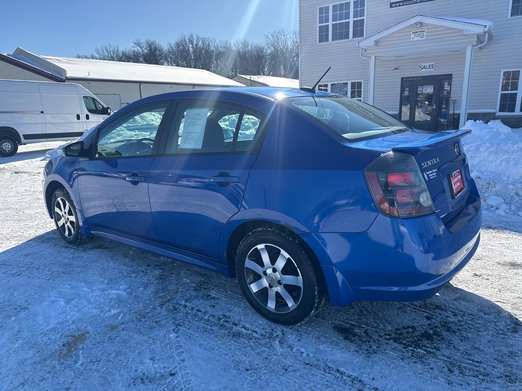 2012 Nissan Sentra Image 8