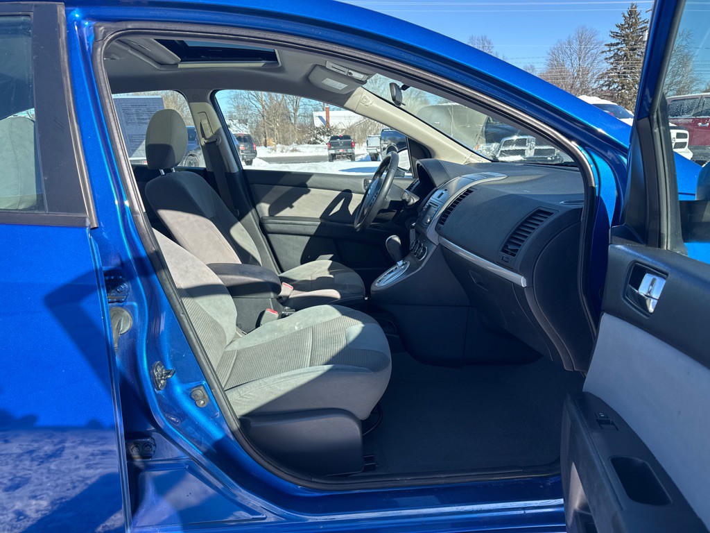 2012 Nissan Sentra Image 11
