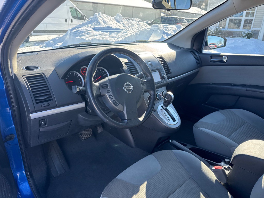2012 Nissan Sentra Image 13