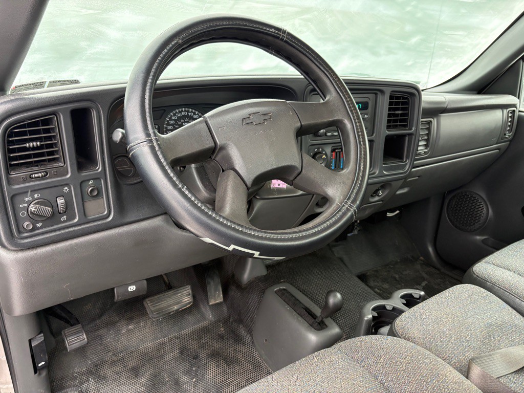 2006 Chevrolet Silverado 1500 Image 11