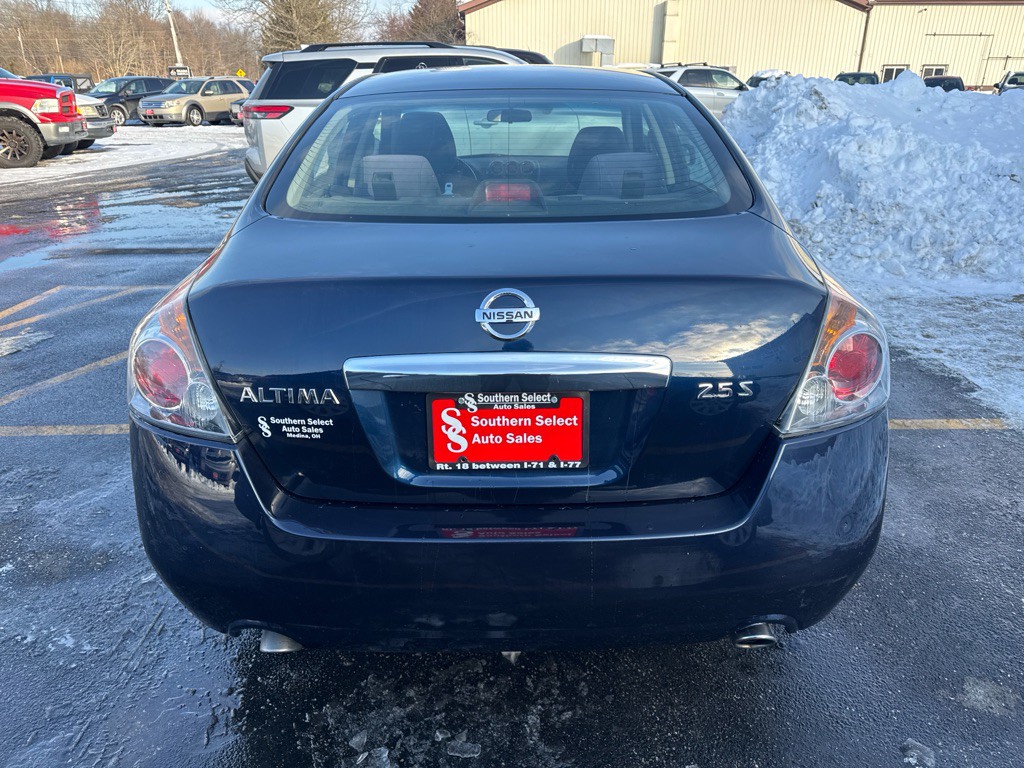2012 Nissan Altima Image 7