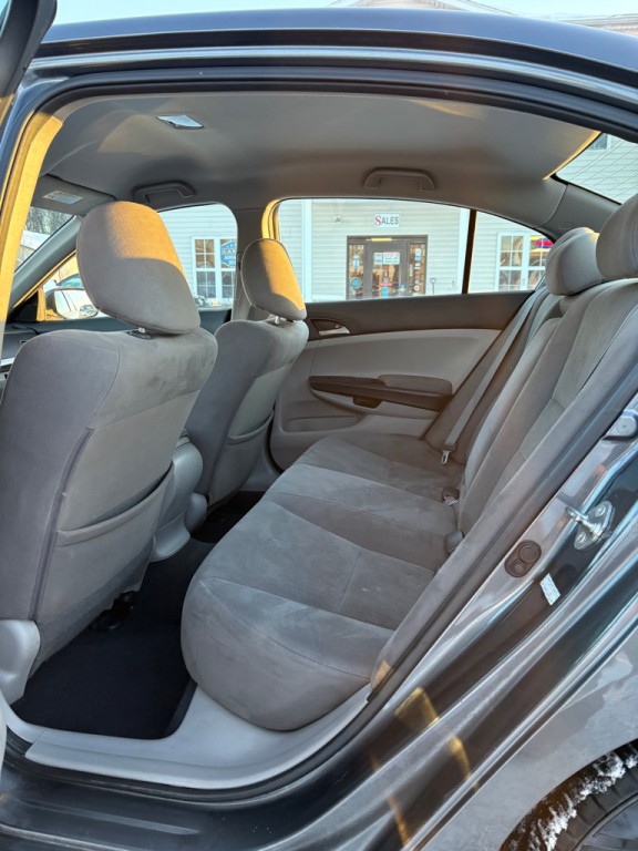 2012 Honda Accord Image 10