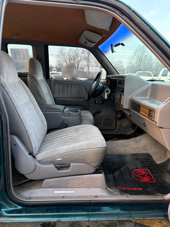 1995 Dodge Dakota Image 10