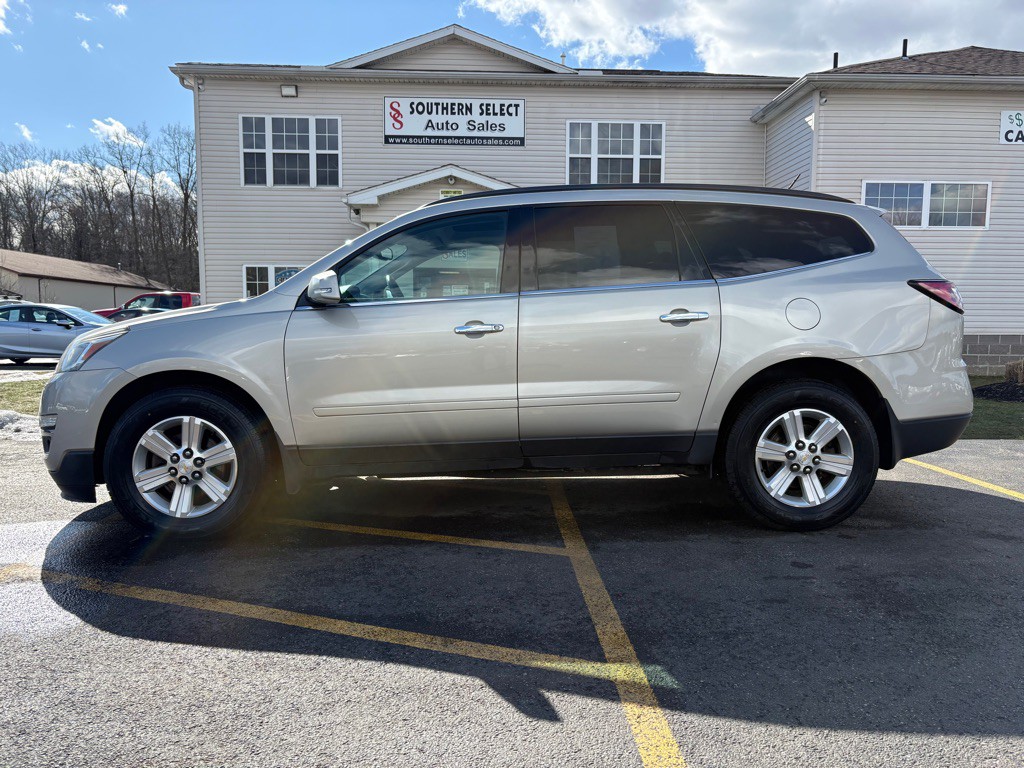 2014 Chevrolet Traverse Image 1
