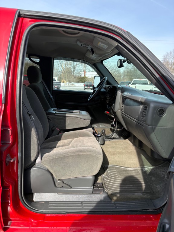 2005 Chevrolet Silverado 1500 Image 11