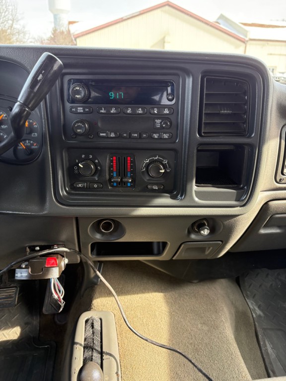 2005 Chevrolet Silverado 1500 Image 14