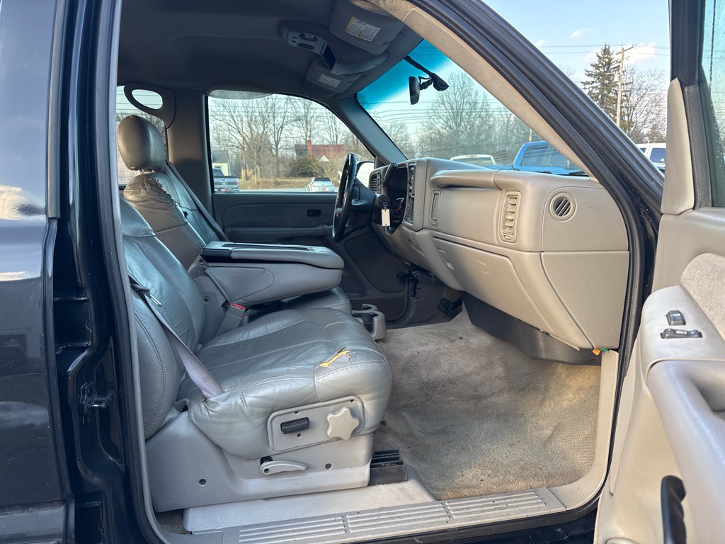 2002 Chevrolet Silverado 1500 Image 11
