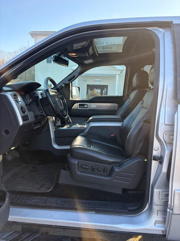 2013 Ford F-150 Image 10