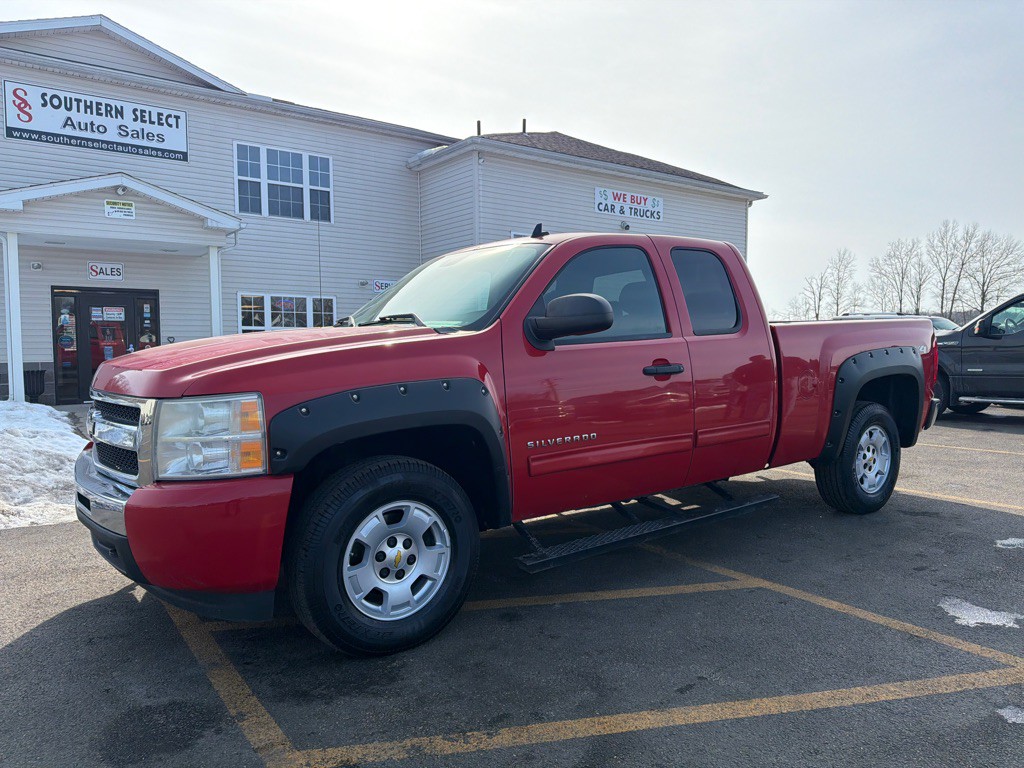 2010 Chevrolet Silverado 1500 Image 2