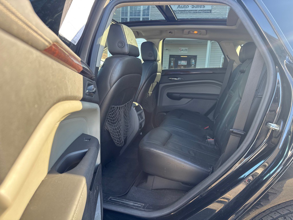 2010 Cadillac SRX Image 10