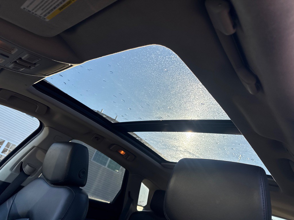 2010 Cadillac SRX Image 14