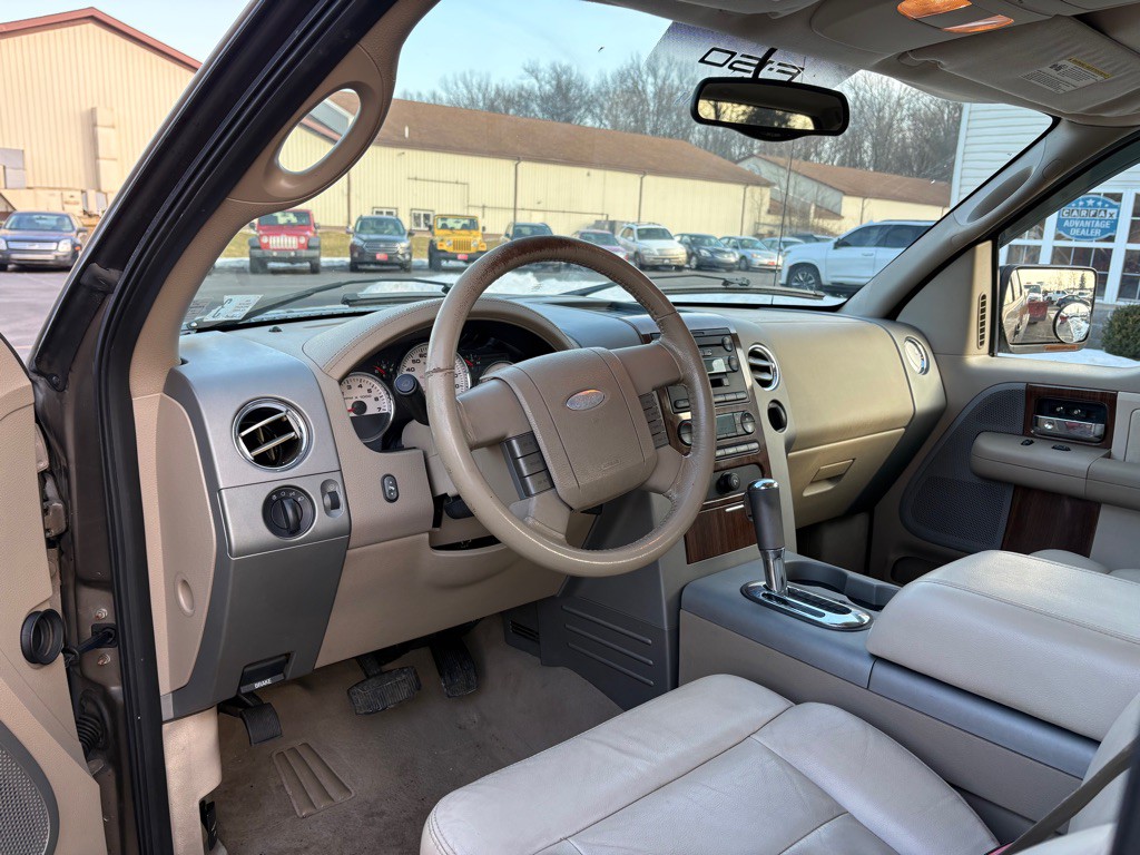 2004 Ford F-150 Image 13