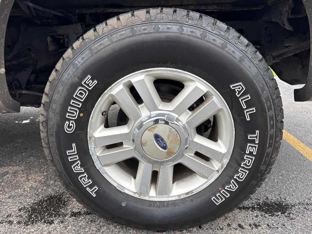 2004 Ford F-150 Image 10