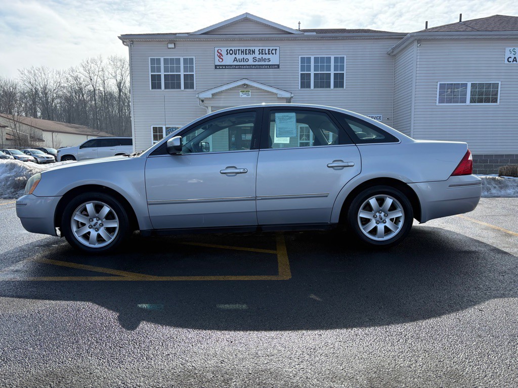 2005 Ford Five Hundred Image 1
