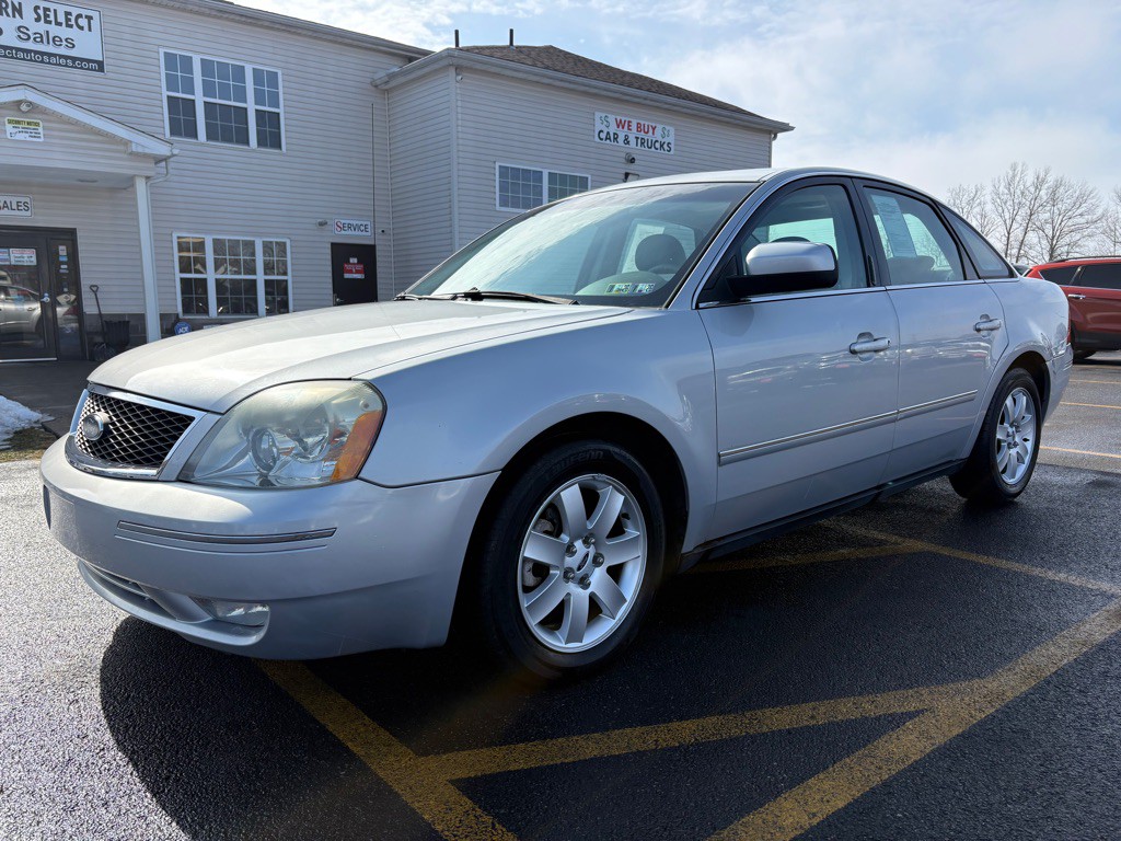 2005 Ford Five Hundred Image 2