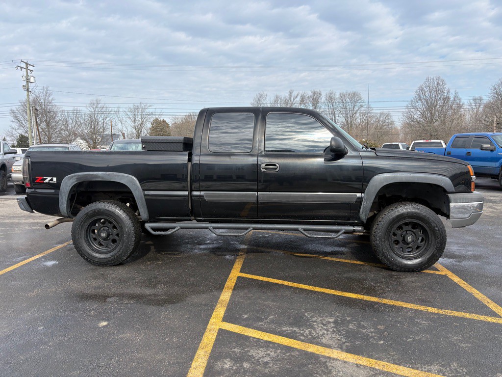 2004 Chevrolet Silverado 1500 Image 5