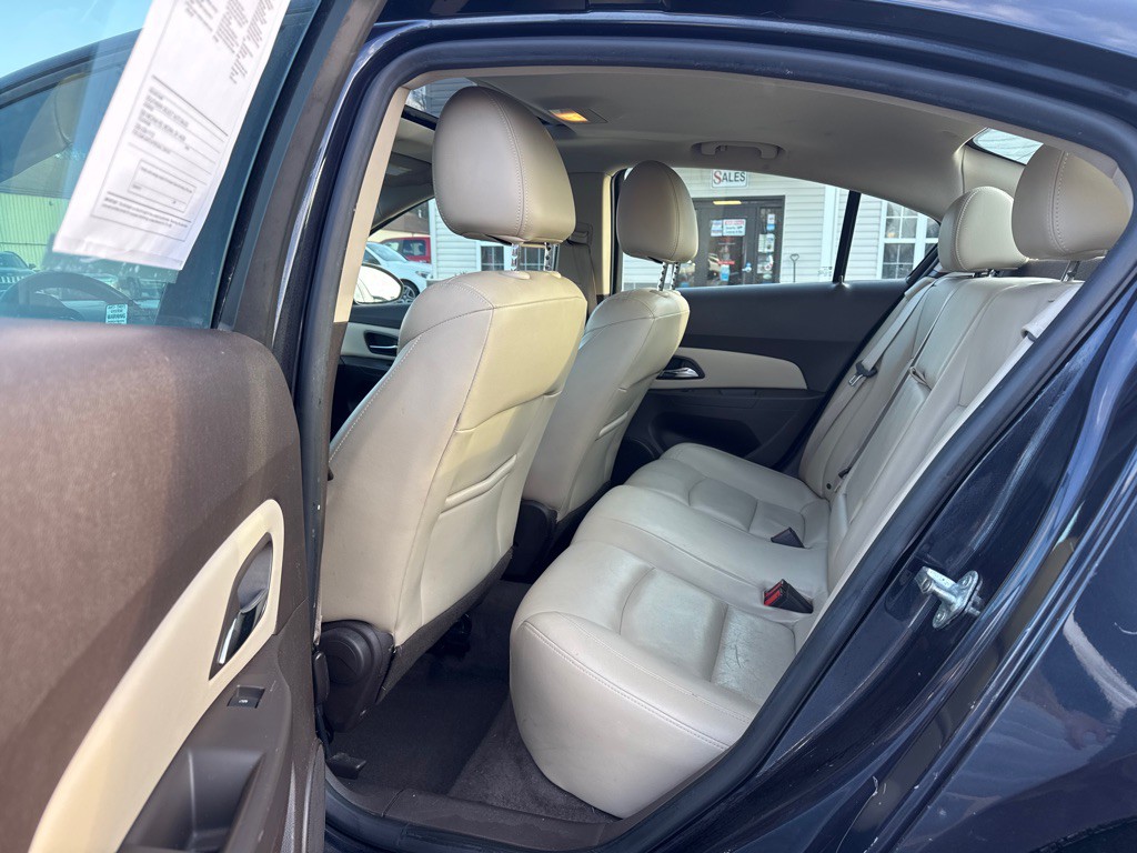 2014 Chevrolet Cruze Image 10