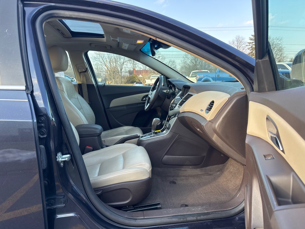 2014 Chevrolet Cruze Image 11