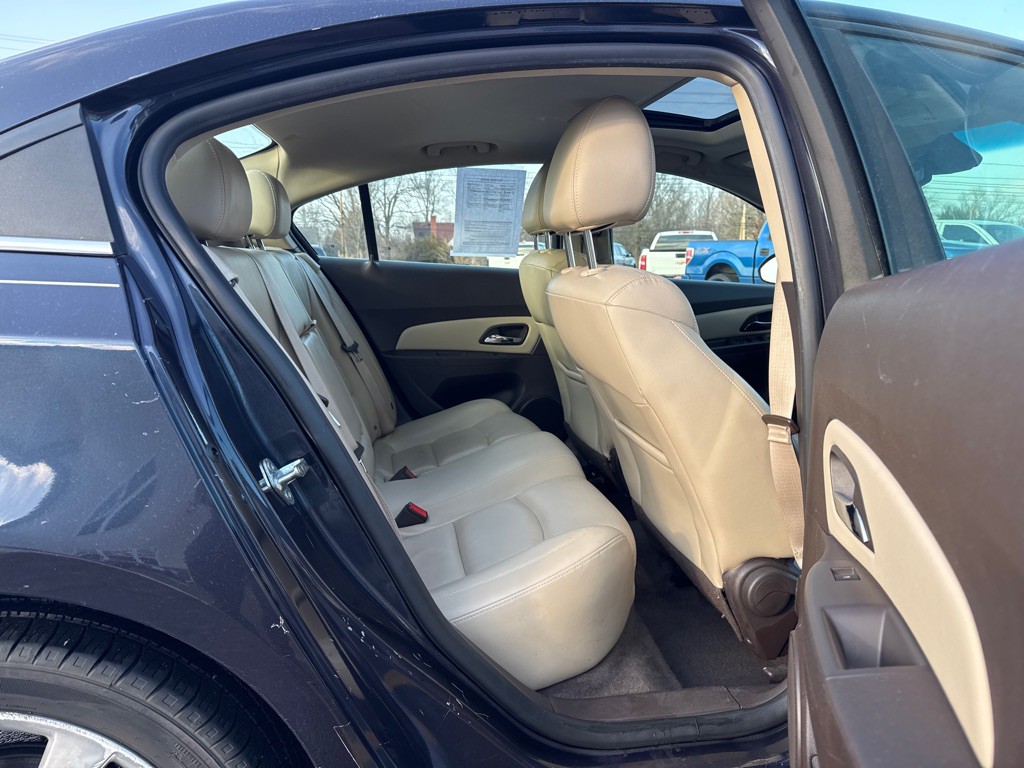 2014 Chevrolet Cruze Image 12