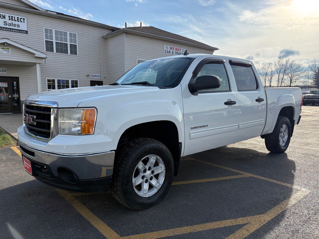 2010 GMC Sierra Image 2