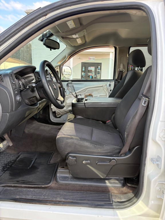 2010 GMC Sierra Image 9