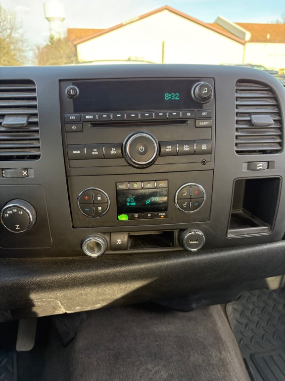 2010 GMC Sierra Image 14