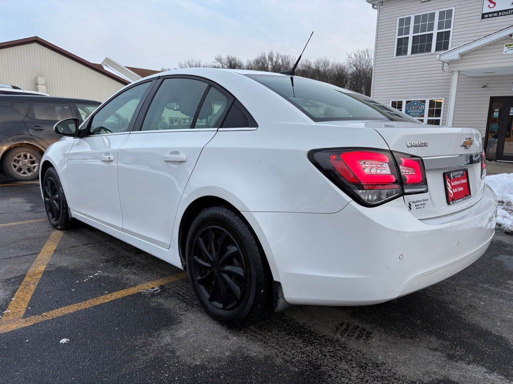 2011 Chevrolet Cruze Image 8
