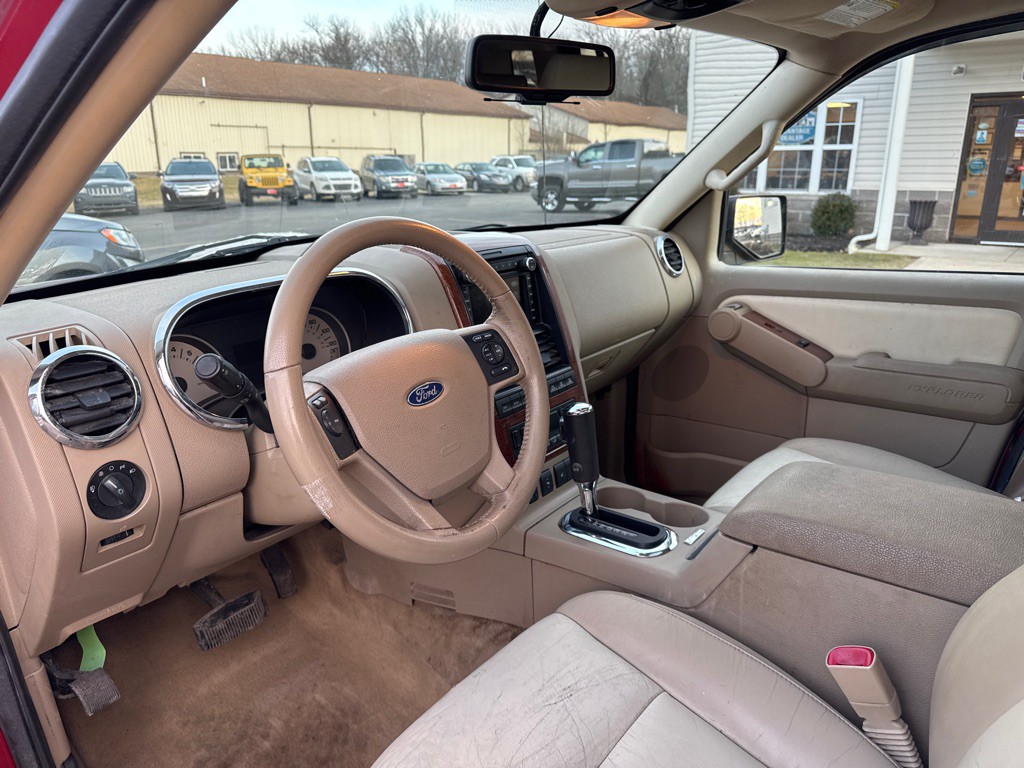 2010 Ford Explorer Image 15
